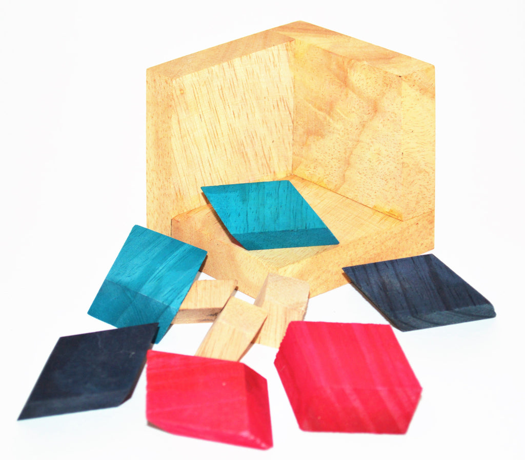 Leaning Pyramid - Wooden Puzzle