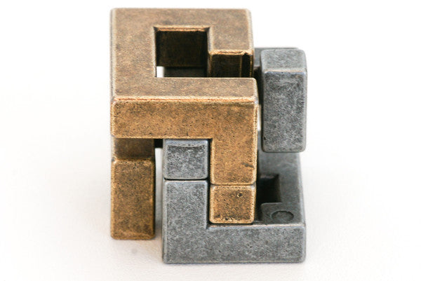 Cast Coil - Hanayama Metal Puzzle